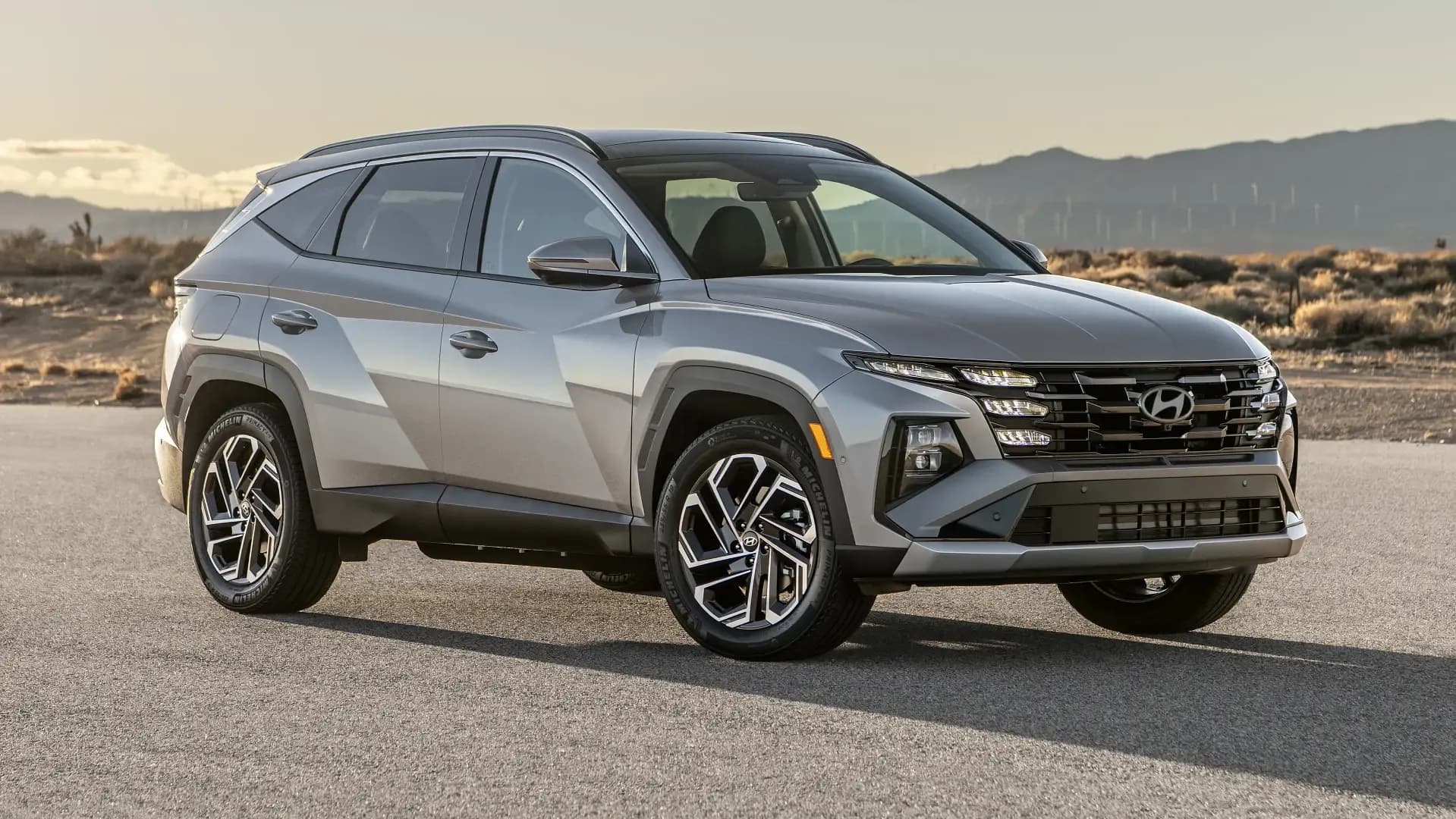 Hyundai 2025 Tucson Elite - Image 1