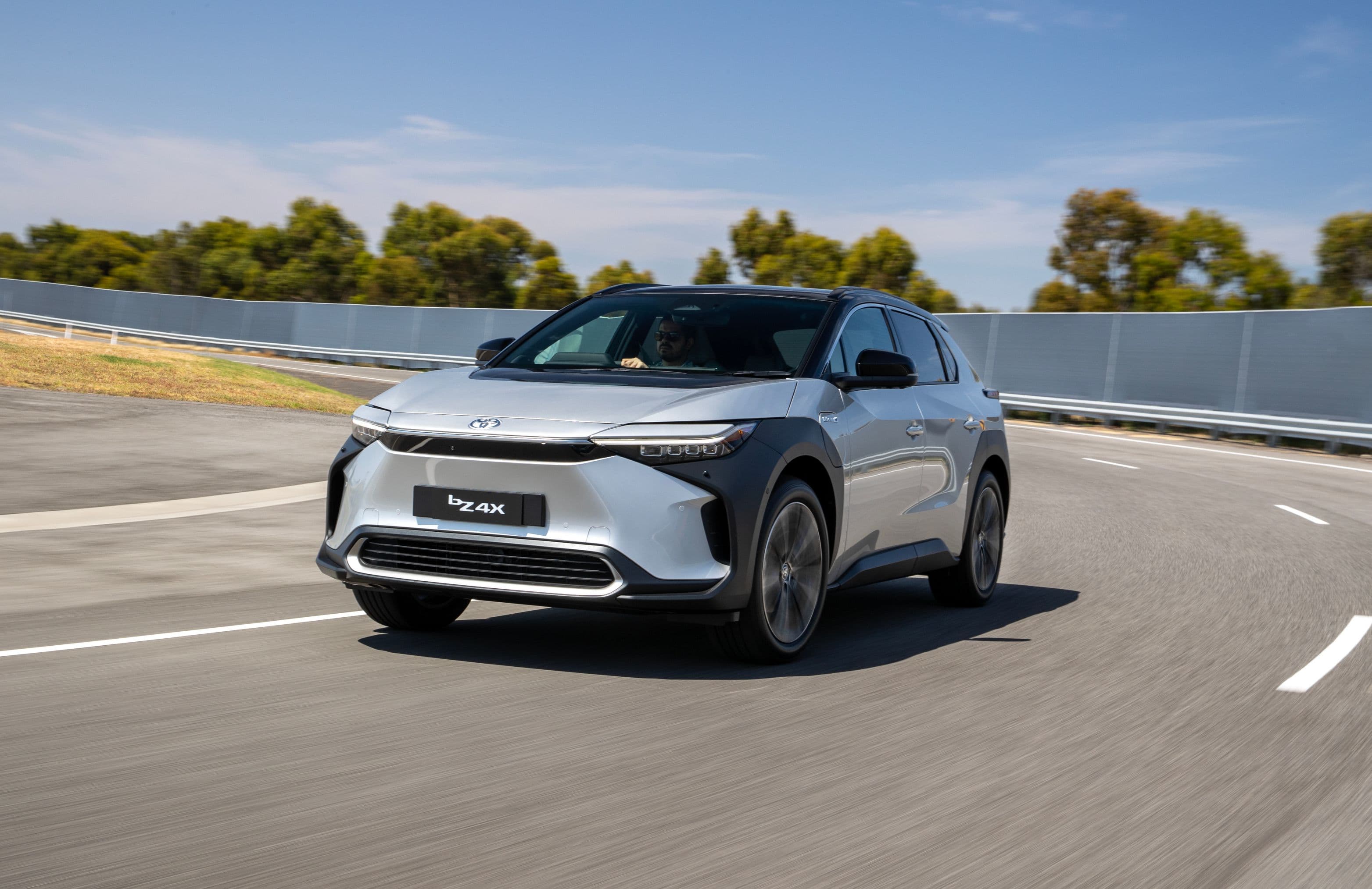 Toyota 2025 bZ4X AWD - Image 1